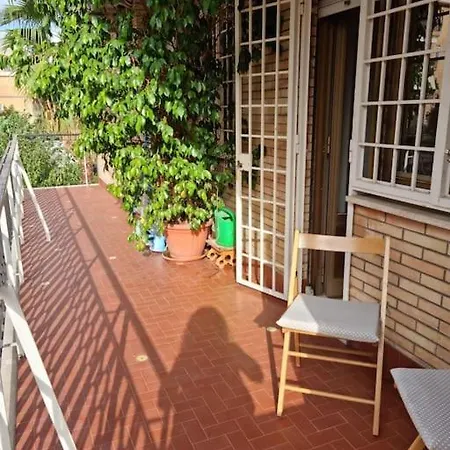 Delizioso E Silenzioso A Appartamento Roma